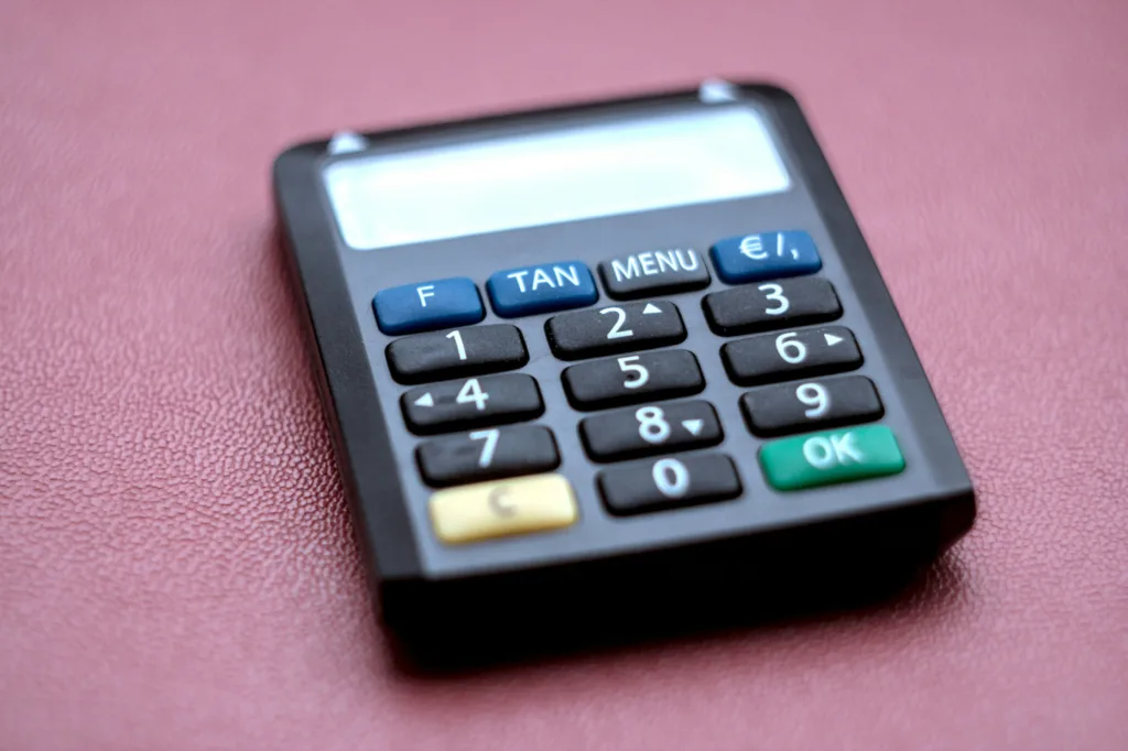 0T tax code on a UK payslip explained by Direct Assist Accountants